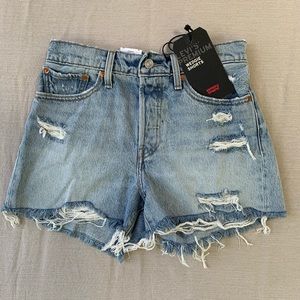 new with tags Levi’s wedgie shorts